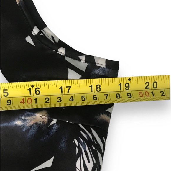 Spence Dark Blue Floral Sleeveless Semi-Sheer Blouse - Picture 9 of 11